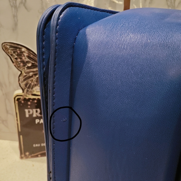 Badgley Mischka Quilted Crossbody Bag NWT - Picture 9 of 12